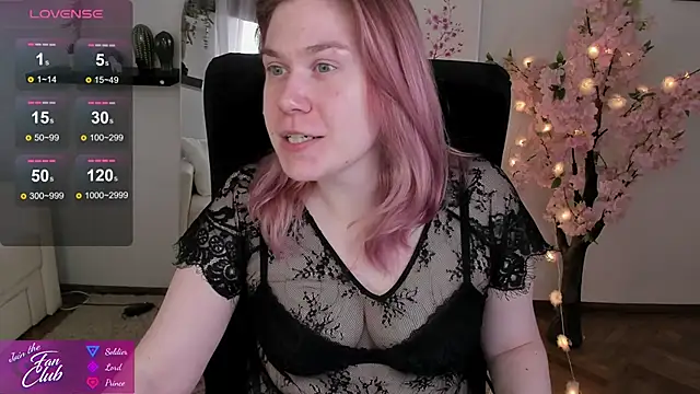 Snapshot of Nancy_Sun_ chatting on 4, 2, 2025 Nancy Sun online show from 4, 2, 2025