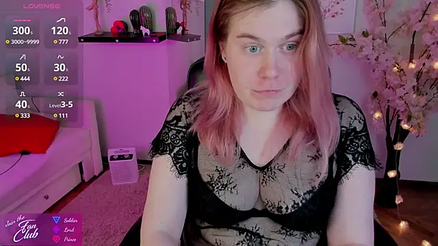 Snapshot of Nancy_Sun_ chatting on 21, 3, 2025 Nancy Sun online show from 21, 3, 2025
