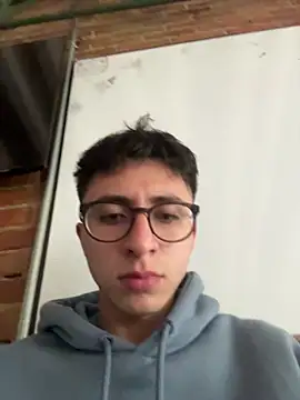 CamiRojas boy online show from 7, 5, 2026