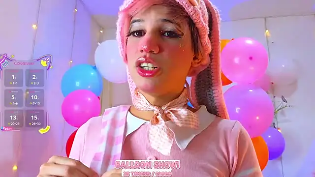 Ariel Femboy  online show from 24, 9, 2025