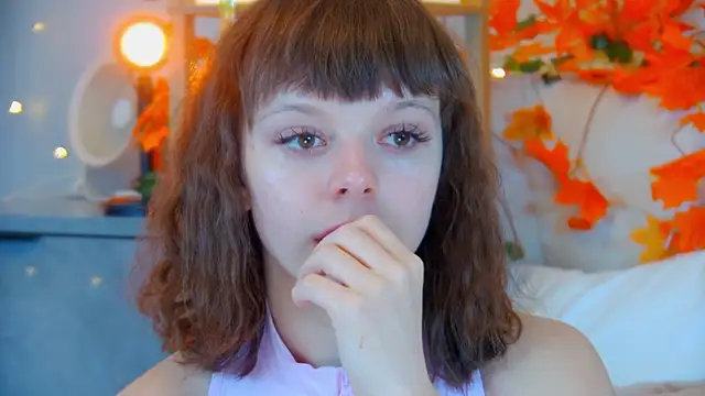 Snapshot of ElisabethDavis chatting on 19, 11, 2025 ElisabethDavis online show from 19, 11, 2025