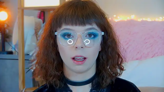 Snapshot of ElisabethDavis chatting on 25, 11, 2025 ElisabethDavis online show from 25, 11, 2025