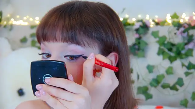 ElisabethDavis online show from 12, 4, 2026