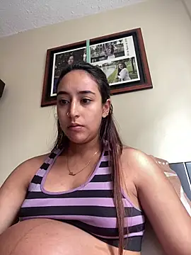 Vaiolet a online show from 15, 1, 2025