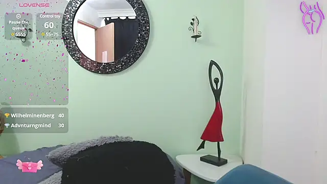 Snapshot of Sofia_Franco_ chatting on 30, 12, 2024 Sofia Franco online show from 30, 12, 2024