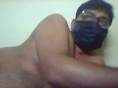 Snapshot of Bangalorebull chatting on 3, 12, 2025 Bangalorebull online show from 3, 12, 2025