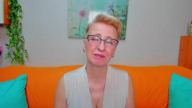 iamyourdream89 online show from 2, 2, 2026