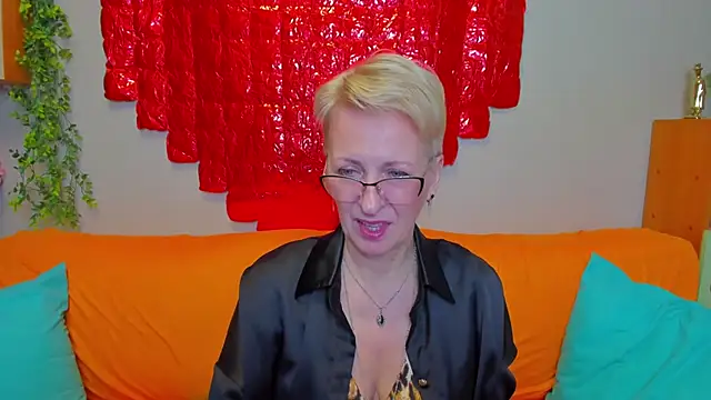 iamyourdream89 online show from 20, 2, 2026