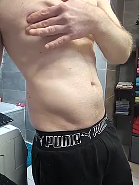 Snapshot of geiler89 chatting on 22, 11, 2025 geiler89 online show from 22, 11, 2025