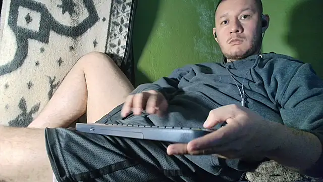 Snapshot of sweet_cock28 chatting on 2, 12, 2025 sweet cock28 online show from 2, 12, 2025