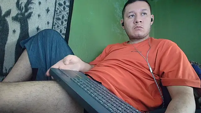 Snapshot of sweet_cock28 chatting on 18, 2, 2026 sweet cock28 online show from 18, 2, 2026