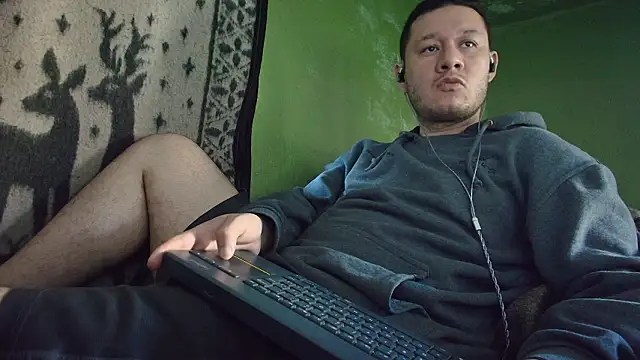 Snapshot of sweet_cock28 chatting on 1, 3, 2026 sweet cock28 online show from 1, 3, 2026