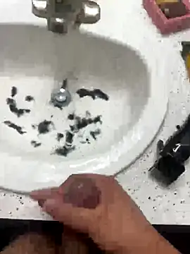 Snapshot of Asronrandon chatting on 19, 10, 2025 Asronrandon online show from 19, 10, 2025