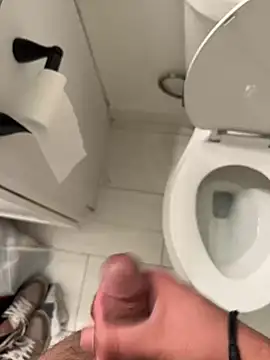 Snapshot of Asronrandon chatting on 2, 3, 2026 Asronrandon online show from 2, 3, 2026