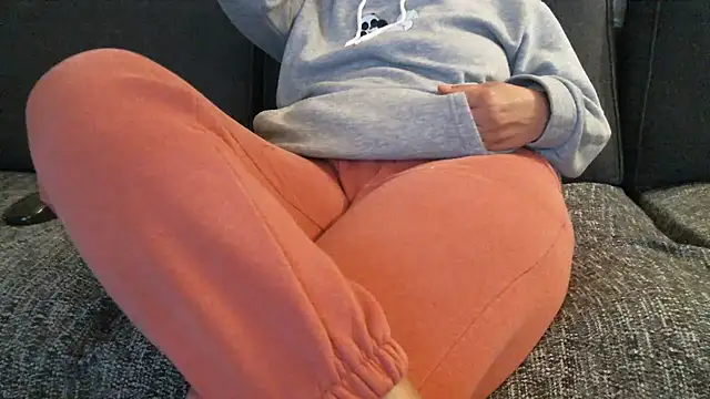 mysteriouscouple001 online show from 3, 4, 2026