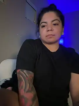 kimmiakiss22 online show from 23, 2, 2025