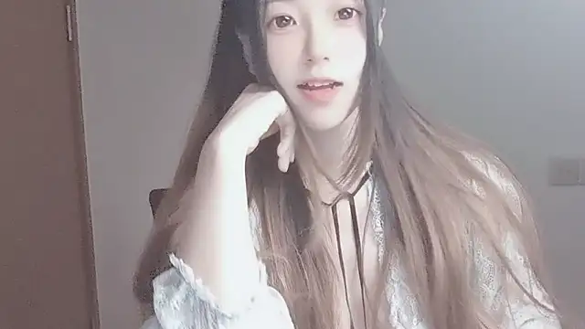 VaerySaenz online show from 6, 10, 2025