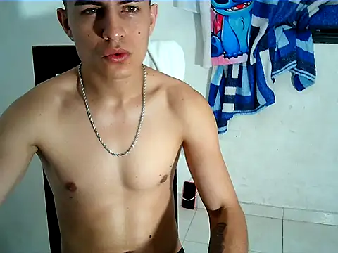 Snapshot of SHAT_SEX chatting on 15, 12, 2025 SHAT SEX online show from 15, 12, 2025