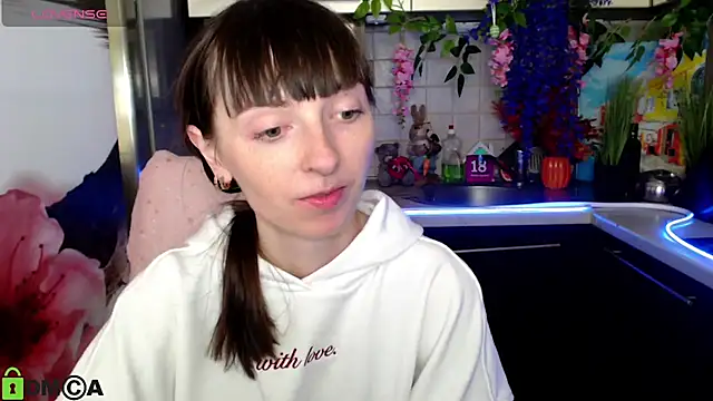 TayanaJons online show from 1, 4, 2026