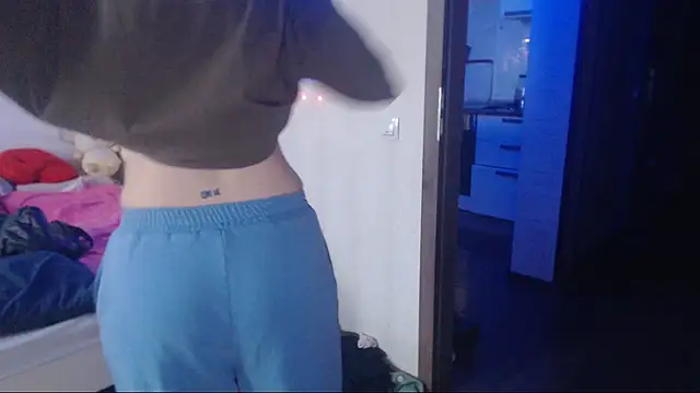 amanda kiss kiss online show from 30, 11, 2025