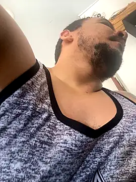 Snapshot of christian_colombian1 chatting on 7, 12, 2024 christian colombian1 online show from 7, 12, 2024