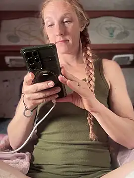 GoldenFlameGoddess online show from 17, 3, 2025