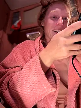 GoldenFlameGoddess online show from 13, 9, 2025