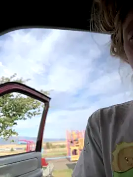 GoldenFlameGoddess online show from 19, 9, 2025