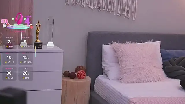 Molly Jons online show from 21, 11, 2025