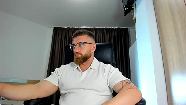 Findom guy online show from 11, 6, 2026