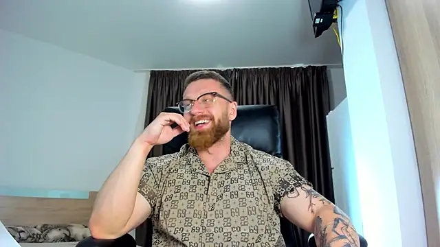 Findom guy online show from 18, 6, 2026