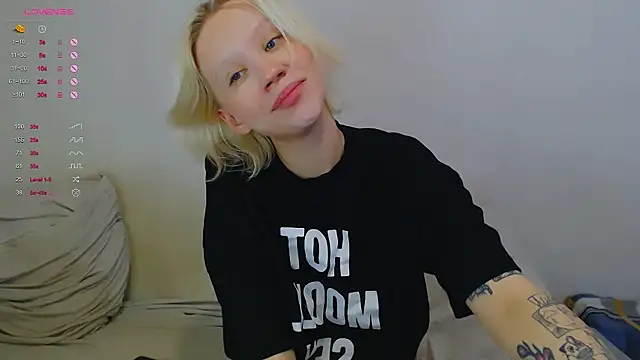 amelia lye online show from 16, 12, 2025