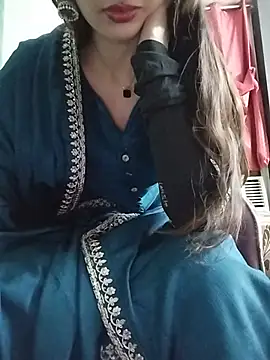 Snapshot of Noor_Darliing chatting on 4, 6, 2026 Noor Darliing online show from 4, 6, 2026