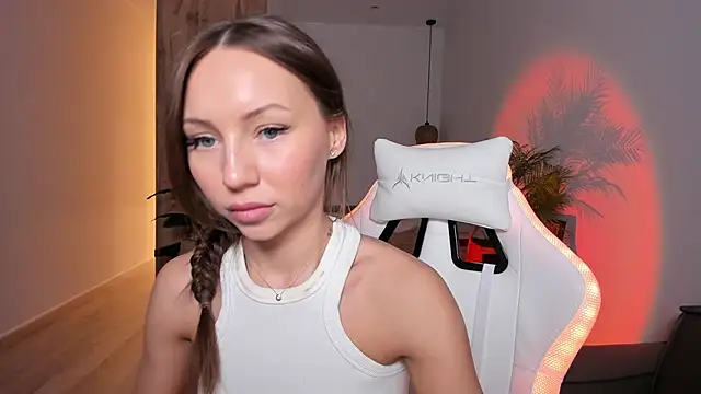 LilyRaisa online show from 18, 1, 2026