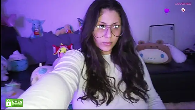 TuWaifuVirtual1 online show from 9, 4, 2026