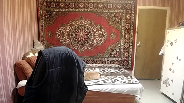 Kathlyn  Heath online show from 24, 10, 2025