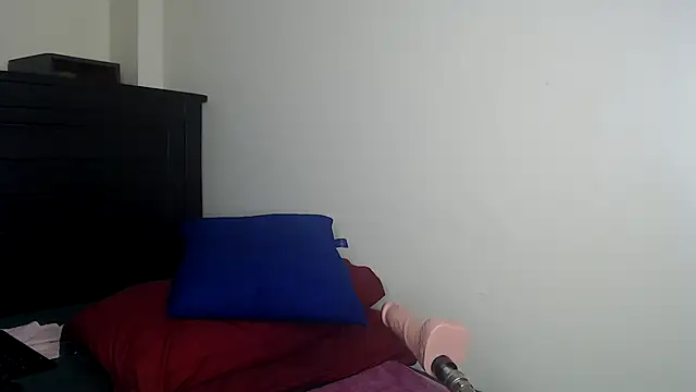 NIKKIE LOVE online show from 15, 5, 2026