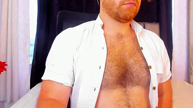 Snapshot of michacosio chatting on 4, 2, 2025 michacosio online show from 4, 2, 2025