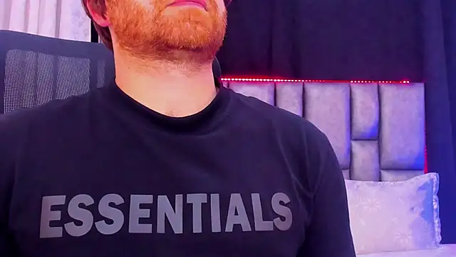 Snapshot of michacosio chatting on 10, 2, 2025 michacosio online show from 10, 2, 2025