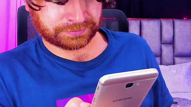 Snapshot of michacosio chatting on 24, 2, 2025 michacosio online show from 24, 2, 2025