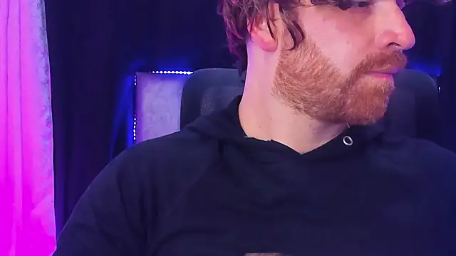 Snapshot of michacosio chatting on 2, 3, 2025 michacosio online show from 2, 3, 2025