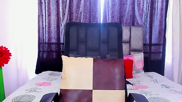 Snapshot of michacosio chatting on 5, 3, 2025 michacosio online show from 5, 3, 2025