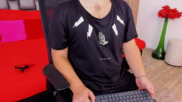 Snapshot of michacosio chatting on 10, 9, 2025 michacosio online show from 10, 9, 2025