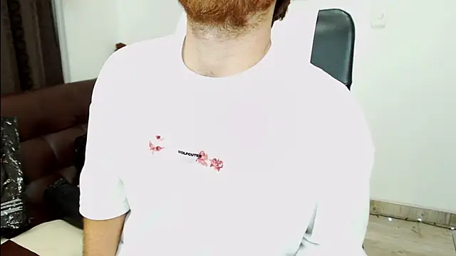 Snapshot of michacosio chatting on 6, 10, 2025 michacosio online show from 6, 10, 2025