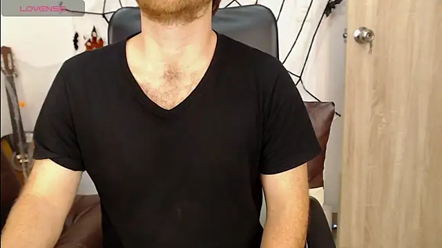 Snapshot of michacosio chatting on 18, 10, 2025 michacosio online show from 18, 10, 2025