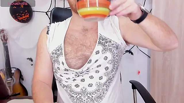 Snapshot of michacosio chatting on 2, 11, 2025 michacosio online show from 2, 11, 2025