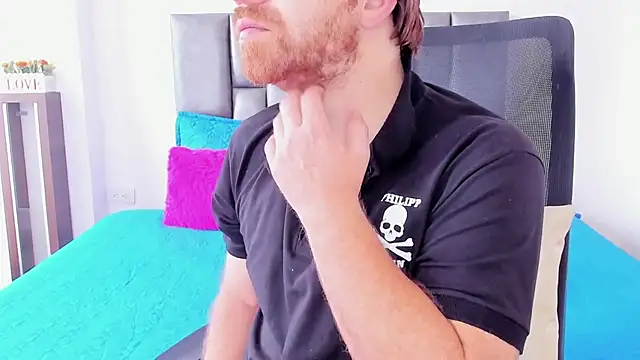 Snapshot of michacosio chatting on 6, 11, 2025 michacosio online show from 6, 11, 2025