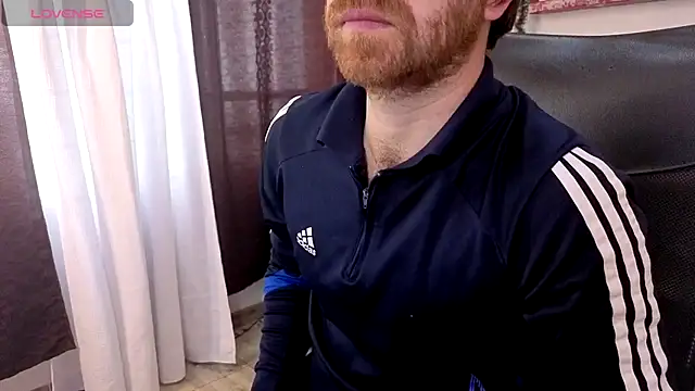 Snapshot of michacosio chatting on 24, 11, 2025 michacosio online show from 24, 11, 2025