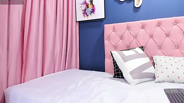 AngelitaWild  online show from 28, 2, 2025