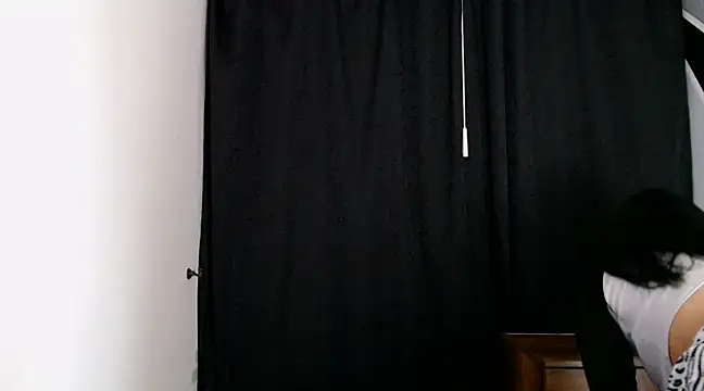 Snapshot of Isa_Maiden1 chatting on 5, 3, 2025 Isa Maiden1 online show from 5, 3, 2025